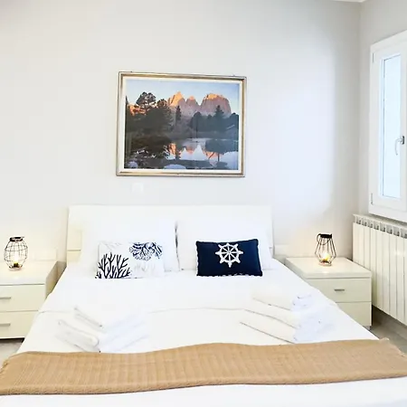 Apartament Fairmont Alice By Ca-sa Check